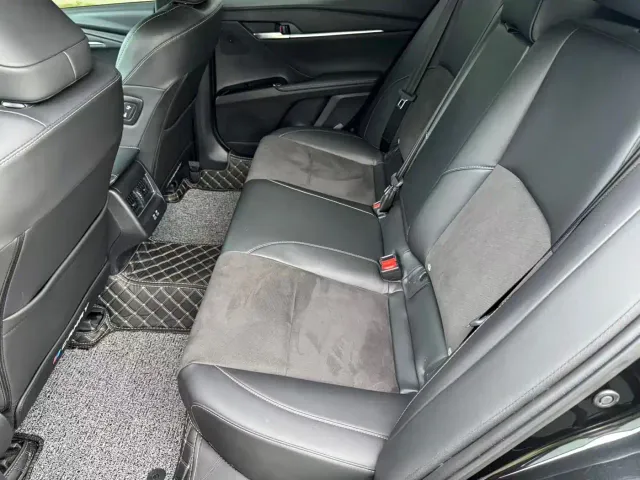 Toyota Camry — Фото автомобиля 20