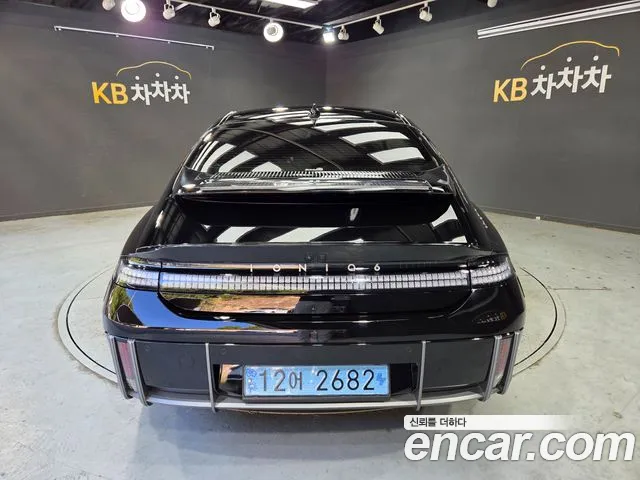 Hyundai Ioniq 6 — Фото автомобиля 4