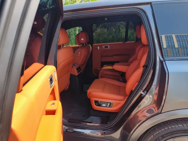 Li Auto L9 — Фото автомобиля 18