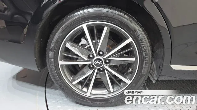 Hyundai Grandeur New — Фото автомобиля 5