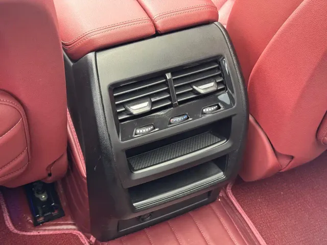 BMW X5 — Фото автомобиля 14
