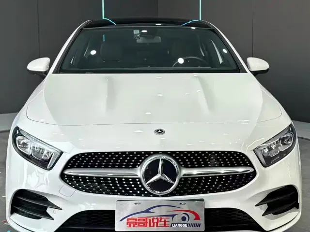 Mercedes-Benz A-Class — Фото автомобиля 2