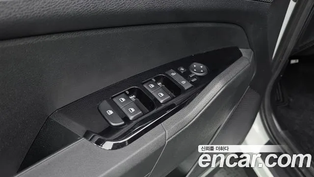 Kia Sportage Sportage 5-е поколение Дизель 2.0 2WD — Фото автомобиля 19
