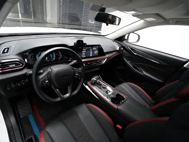 Changan Oushang X5 — Фото автомобиля 3