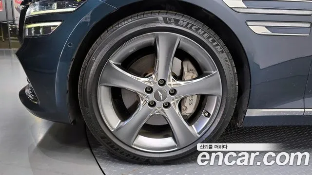 Genesis G80 Бензин 2.5 турбо AWD — Фото автомобиля 5