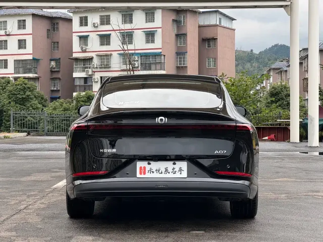 Changan Qiyuan A07 — Фото автомобиля 14