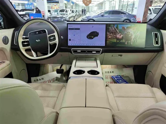 Li Auto L7 — Фото автомобиля 6