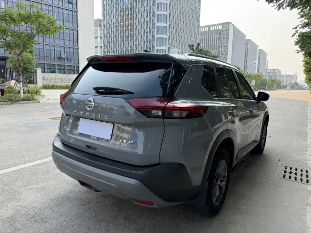 Nissan X-Trail — Фото автомобиля 9