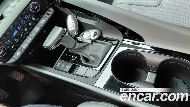 Hyundai AVANTE Новый Avante (CN7) — Фото автомобиля 9