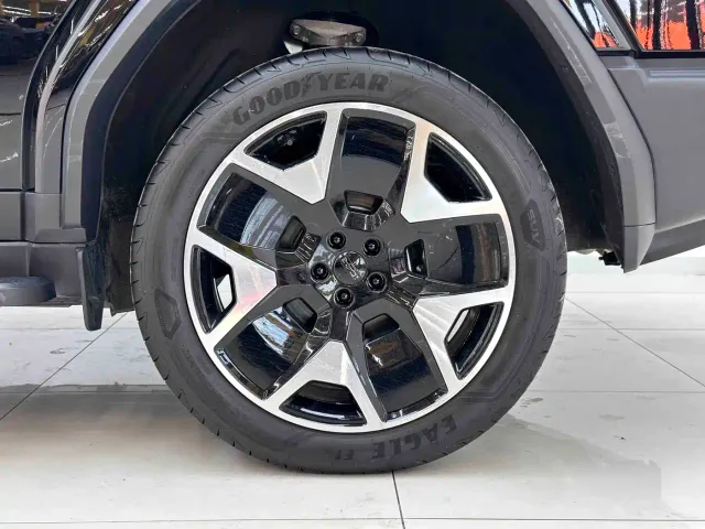 iCAR V27 — Фото автомобиля 7