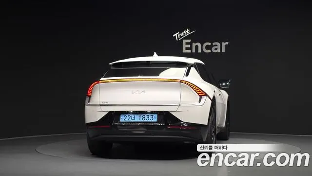 Kia EV6 — Фото автомобиля 4