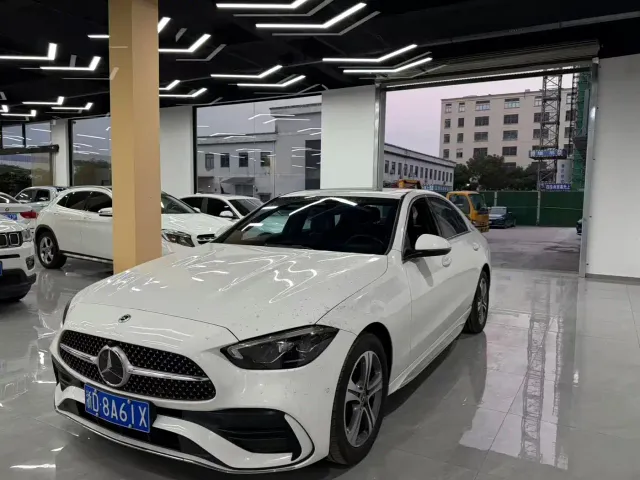 Mercedes-Benz C-Class — Фото автомобиля 2