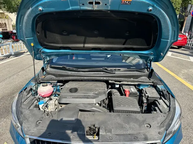 Geely Emgrand S — Фото автомобиля 10
