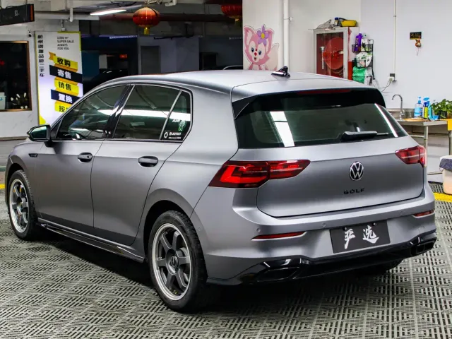 Volkswagen Golf — Фото автомобиля 21