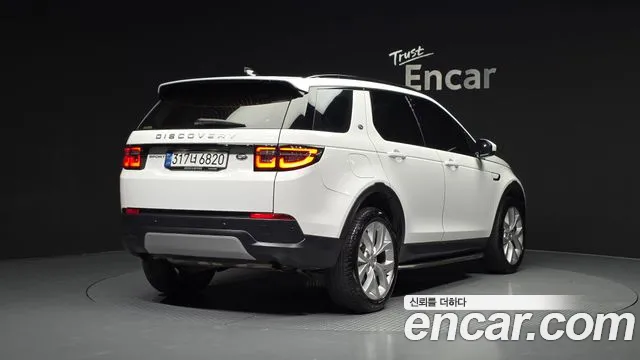 Land Rover Discovery Sport — Фото автомобиля 2