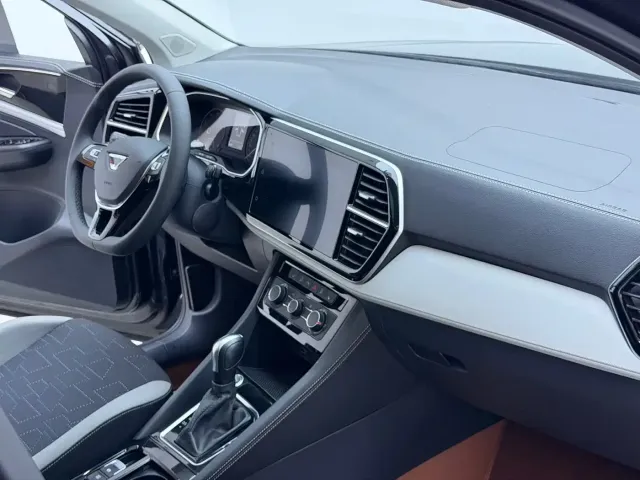 Jetta VS7 — Фото автомобиля 15