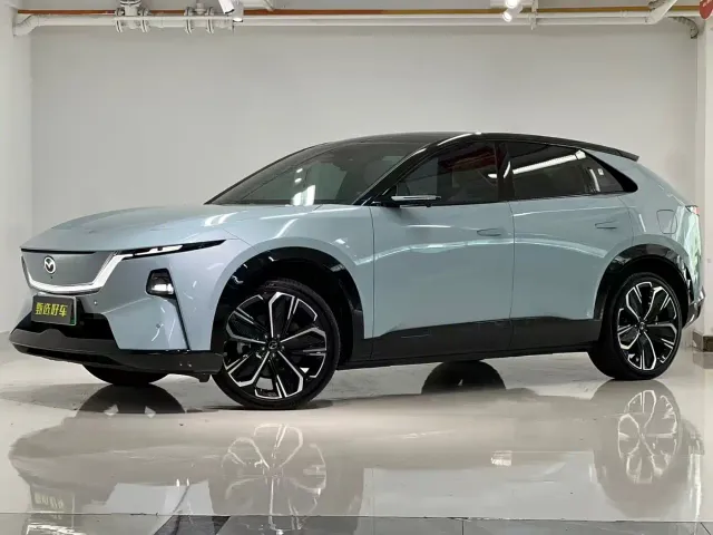 Фотография автомобиля — Mazda EZ-60