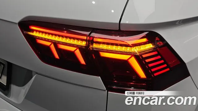 Volkswagen Tiguan Tiguan 2 поколение 2.0 TDI Prestige — Фото автомобиля 23