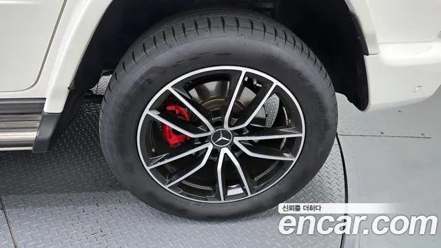 Mercedes-Benz G-Class — Фото автомобиля 19