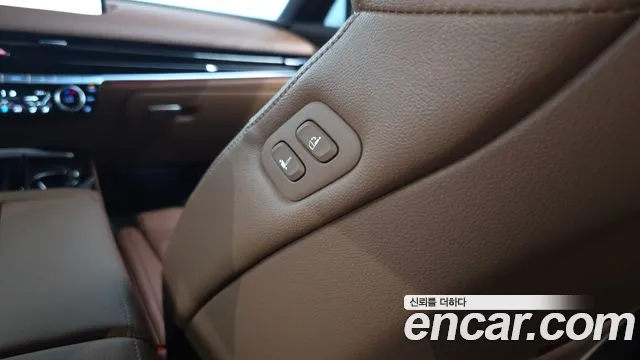 Genesis G80 Бензин 2.5 турбо AWD — Фото автомобиля 26