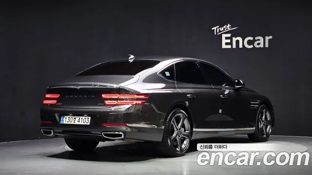 Фотография автомобиля — Genesis G80 RG3