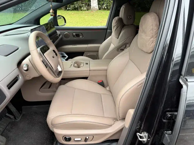 Li Auto i6 — Фото автомобиля 8