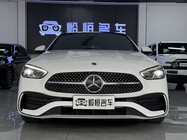Mercedes-Benz C-Class — Фото автомобиля 2