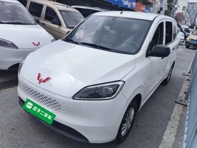 Фотография автомобиля — Wuling Hongguang