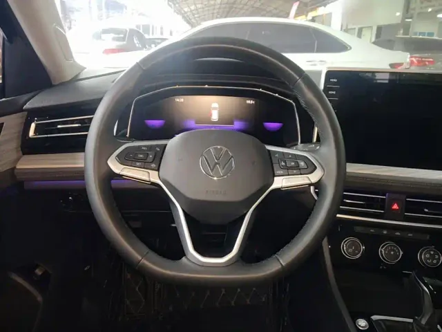 Volkswagen Sagitar — Фото автомобиля 10