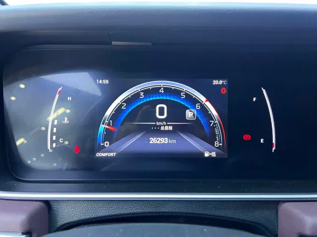 GAC Trumpchi M6 — Фото автомобиля 10
