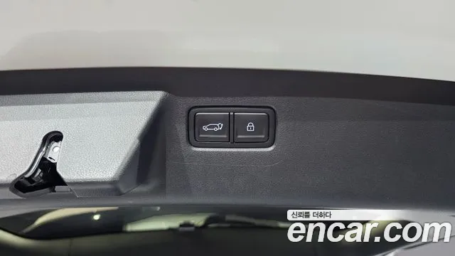 Hyundai Santafe Santa Fe (MX5) Бензин 2.5T 2WD — Фото автомобиля 29
