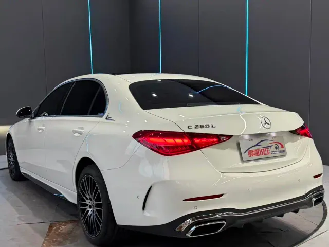 Mercedes-Benz C-Class — Фото автомобиля 6