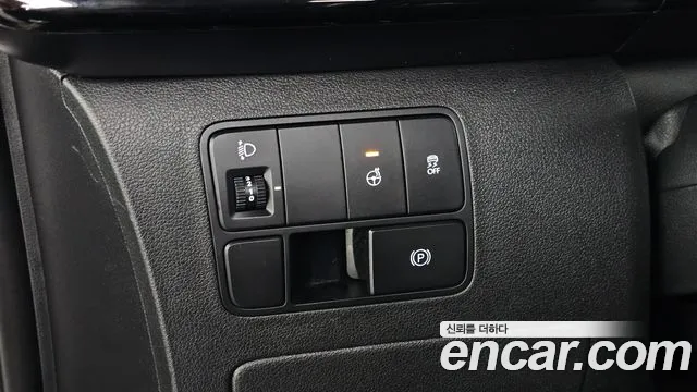 Hyundai Staria — Фото автомобиля 25