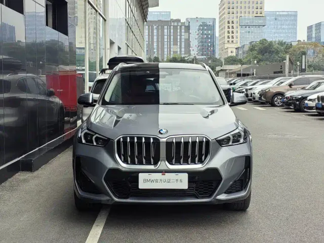 BMW X1 — Фото автомобиля 2