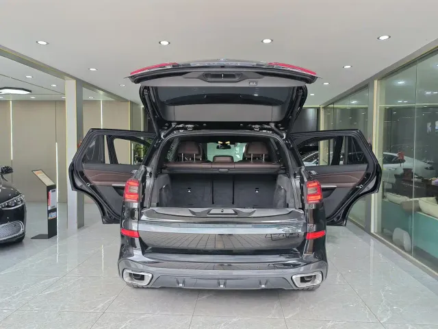 BMW X5 — Фото автомобиля 20