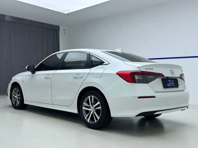 Honda Civic — Фото автомобиля 4