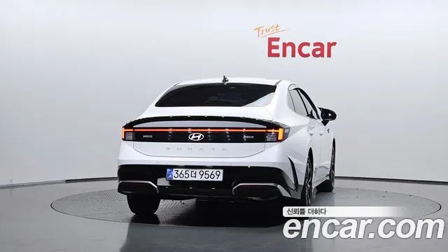 Hyundai Sonata — Фото автомобиля 4