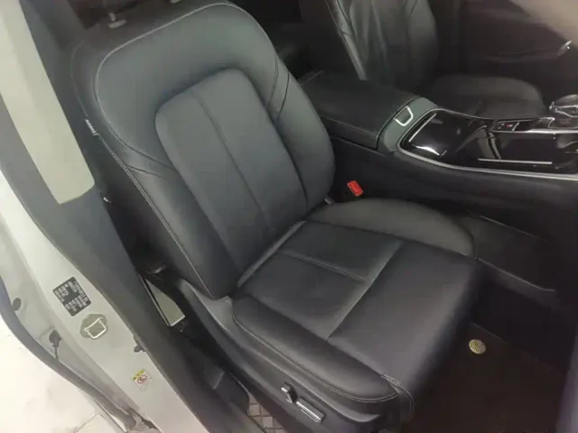 GAC Trumpchi M8 — Фото автомобиля 24