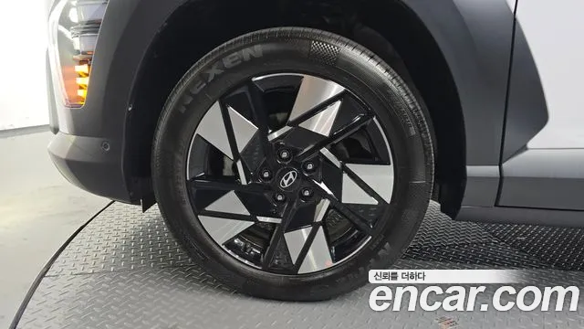 Hyundai Kona SX2 — Фото автомобиля 5