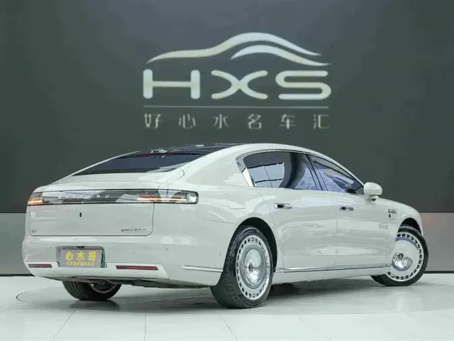 Zunjie Zunjie S800 2026 Model Extended Range Starlight Premium Edition 5-seater — Фото автомобиля 4