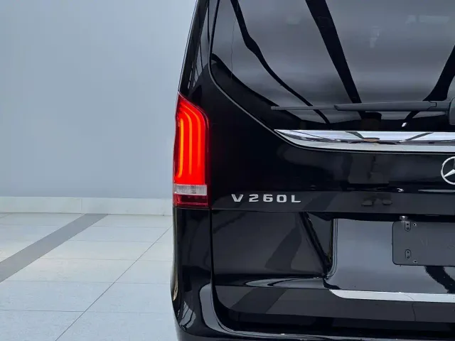 Mercedes-Benz V-Class — Фото автомобиля 5