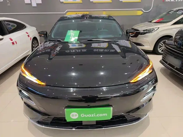 Geely Galaxy Xingyao 8 — Фото автомобиля 2