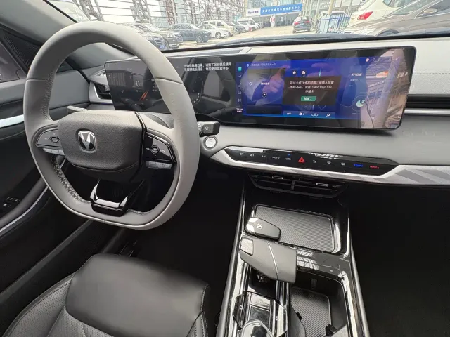 Changan Raeton Plus — Фото автомобиля 11