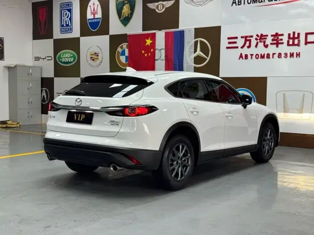 Mazda CX-4 — Фото автомобиля 6