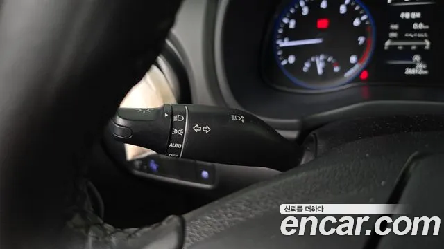 Hyundai Kona Kona (New) — Фото автомобиля 16