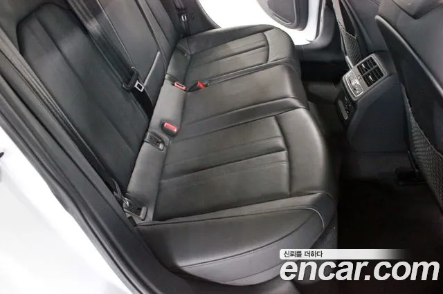Audi A4 40 TDI quattro Premium — Фото автомобиля 18
