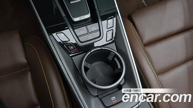 Porsche 911 Turbo S Кабриолет — Фото автомобиля 17