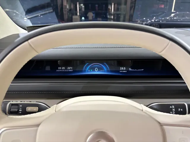 Nio ES8 — Фото автомобиля 6