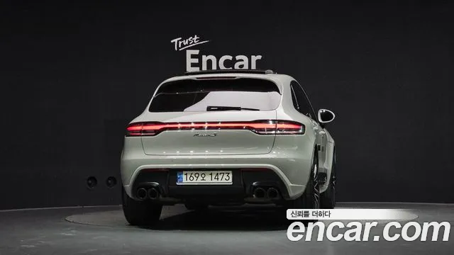 Porsche Macan — Фото автомобиля 4