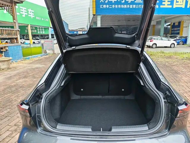 Changan UNI-V — Фото автомобиля 10
